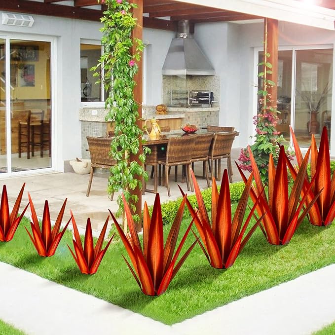Large Tequila Rustic Sculpture, Rustic Metal Agave Plants for Outdoor Patio Yard, Home Decor Hand Painted Garden Yard Statue, Lawn Ornaments Yard Stakes (Red - L)