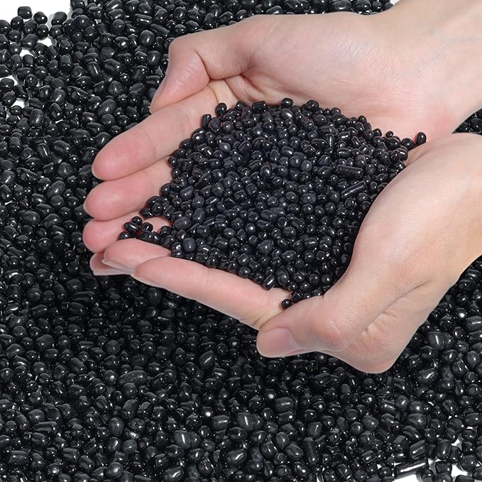 T4U Tumbled Chips Stones Crushed Black Gravels 1 LB, Irregular Shaped Natural Rock Pebbles, DIY Polished Rocks for Potted Plant, Bonsai, Vase Fillers Aquarium Decoration, Aquarium Gravel Rocks
