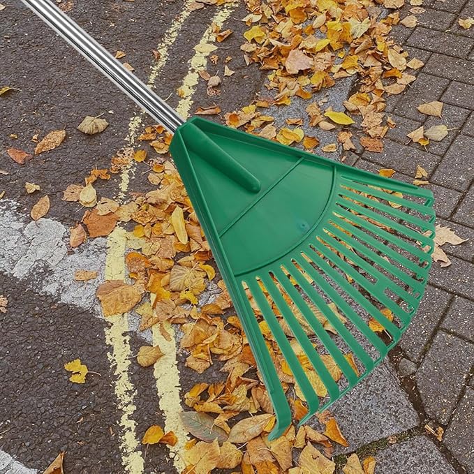 Beaupretty 2pcs Plastic Garden Rake Head Replacement for Leaf Collecting and Lawn Cleaning, Green Outdoor Tool for Gardening and Landscape Debris Removal