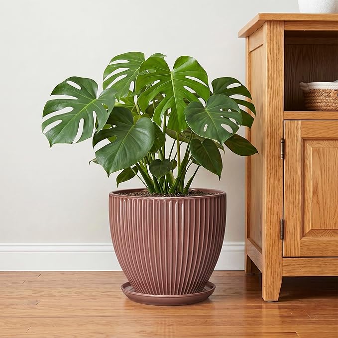 10 Inch Planter, Ceramic Flower Pot with Drainage Hole and Saucer, Round Indoor Plant Pots for Large Plants, Modern Decorative Planter, Home Kitchen Decor, Gifts for Men Women, Rust Red