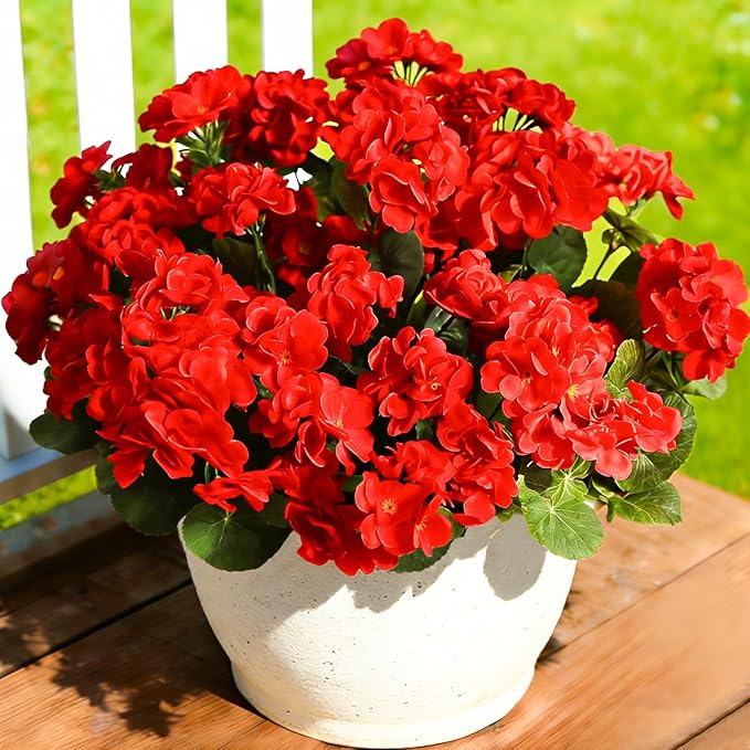 Fake Outdoor Flowers, Artificial Flowers For Outdoors, Red Artificial Geraniums Plastic Flowers, Fake Plant For Outside, Silk Faux Flowers For Outdoor Planters UV Resistant For Front Porch（4 Pcs)
