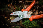 Original LÖWE Professional Hunting Shears 1.117 | Robust Anvil Scissors as Alternative for Hunting Knives | Use For Game & Meat Processing, Bone Cutting & Pruning | Carbon Steel | Made in Germany