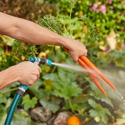 Gilmour 825202-1001 Heavy Duty Rear Control Pre-set Watering Nozzle with Swivel Connect