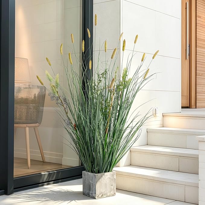 Lifelike Faux Plastic plantas Synthetic Pampas Grass Indoor Outdoor Realistic Floor Plants pet Friendly Artificial Grass for Home Office Wedding Patio Front Fake Grass Decor Housewarming Gift