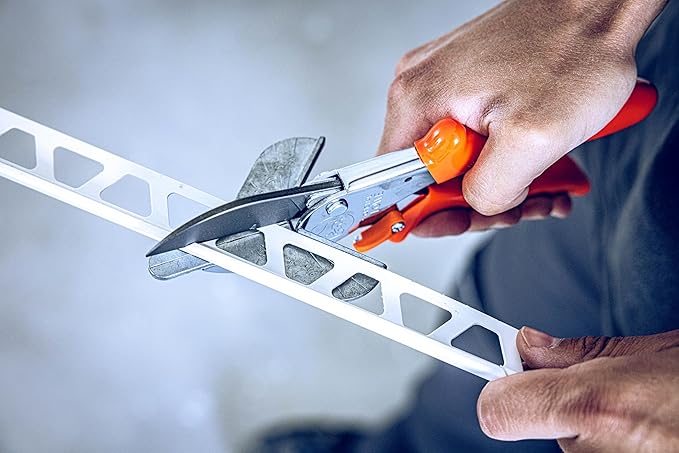 Original LÖWE Sharp Miter Shears 3.104 | With 45 Degree Stops for Precision Cutting | Professional Grade Angle Cutter Tool for Plastic, Rubber, Wood, PVC, Leather, Metal | Made in Germany