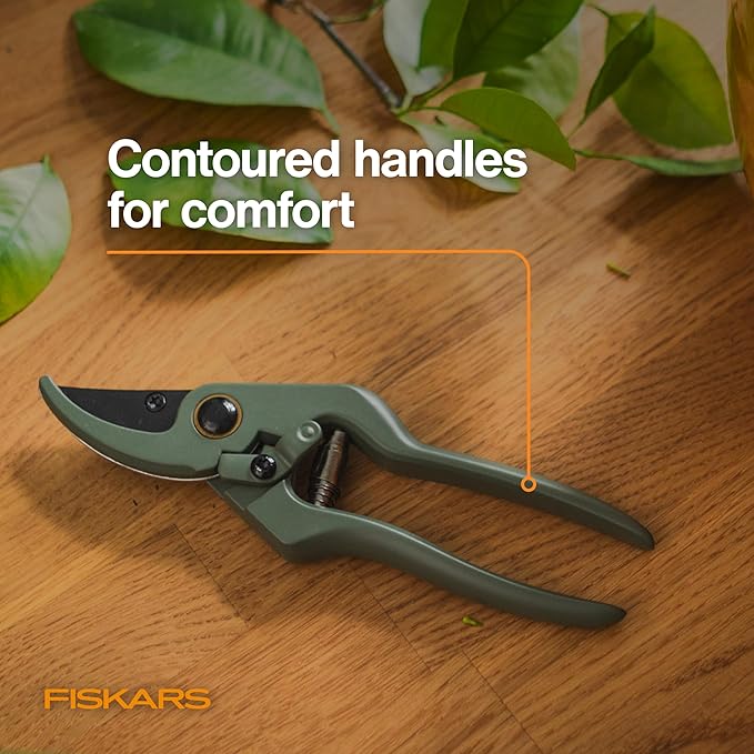 Fiskars Sculptor Plant Pruner, Precision Bypass Shears for Indoor Gardening & Bonsai, Low-Friction Steel Blades for Clean Cuts on Stems, Ergonomic Handle with Easy Lock, 1/2 Inch Capacity
