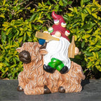 DKJOCKY Gnome Garden Decor Statue with Solar Light Lantern, Highland Cow Birthday Gifts for Women Mom Grandma, Funny Waterproof Resin Figurine Outdoor Decorations for Yard Patio Lawn Balcony Porch