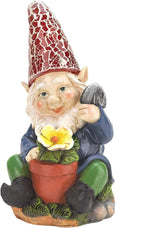 Gardening Gnome Solar Statue 3.75x3.5x7.25