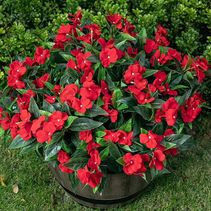 Nigirior Artificial Fake Flowers for Outdoor Décor 6 Bundles UV Resistant Fake Plants for Planter Faux Impatiens for Home Porch/Garden Stunning（Red）