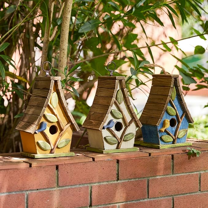 Glitzhome Bird Houses for Outside, Bluebird Houses for Outdoors, 9.5"H Hanging Bird House Decorative Solid Wood Birdhouse with Natural Wood Pallet Roof for Hummingbird,Sparrow,Wren Finch,Washed Yellow