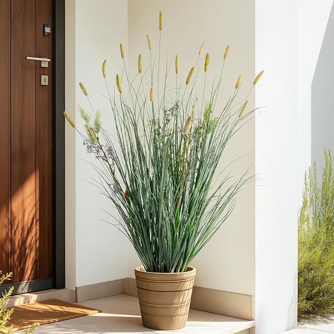 Lifelike Faux Plastic plantas Synthetic Pampas Grass Indoor Outdoor Realistic Floor Plants pet Friendly Artificial Grass for Home Office Wedding Patio Front Fake Grass Decor Housewarming Gift