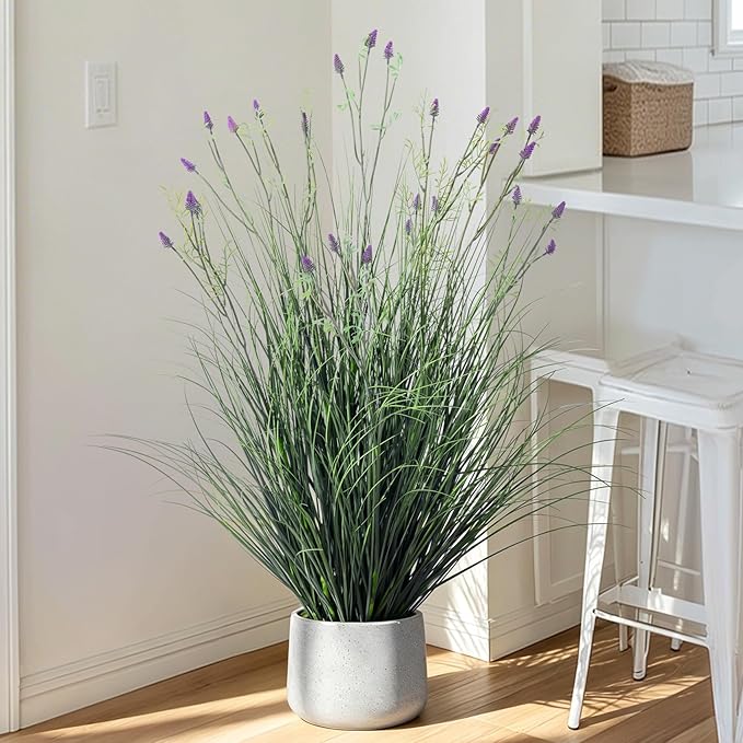 Lifelike Fake Lavender Faux Plastic plantas Synthetic Pampas Grass Indoor Outdoor Realistic Floor Plants Artificial Tall Grass Plant for Home Office Wedding Patio Front Decor Housewarming Gift