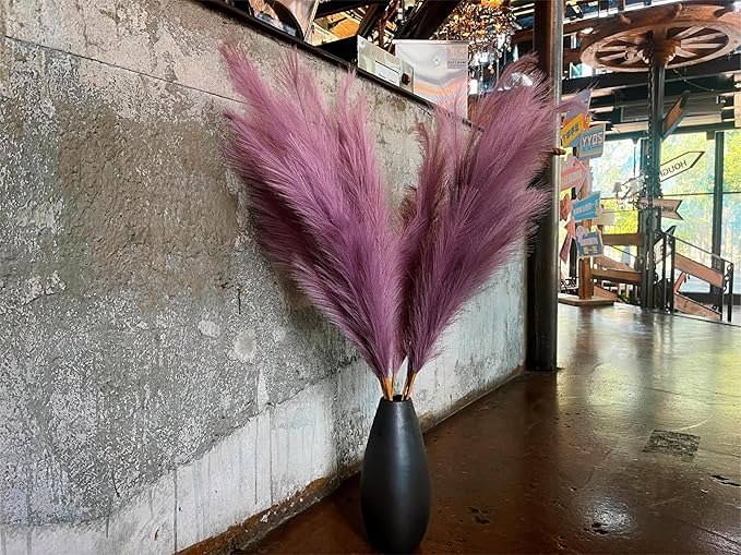Premium Faux Lilac Purple Pampas Grass – 43.3" Tall Fluffy Decor, 8pcs 18-Branch One-Piece Stems No Assembly, Luxury Silk-Feel Feather Flowers for Boho Wedding Dreamy Home Decor, Lavender 8 Stems110cm