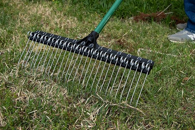THE GROUNDSKEEPER II 55-inch Lightweight Fiberglass Replacement Rake Handle Only (Green)