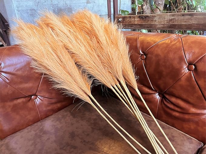 Premium Faux Golden Apricot Pampas Grass – 43.3" Tall Fluffy Warm Decor, 8pcs 18-Branch One-Piece Stems No Assembly, Luxury Silk-Feel Feather Flowers for Boho Modern Decor , Honey Apricot 8 Stems110cm