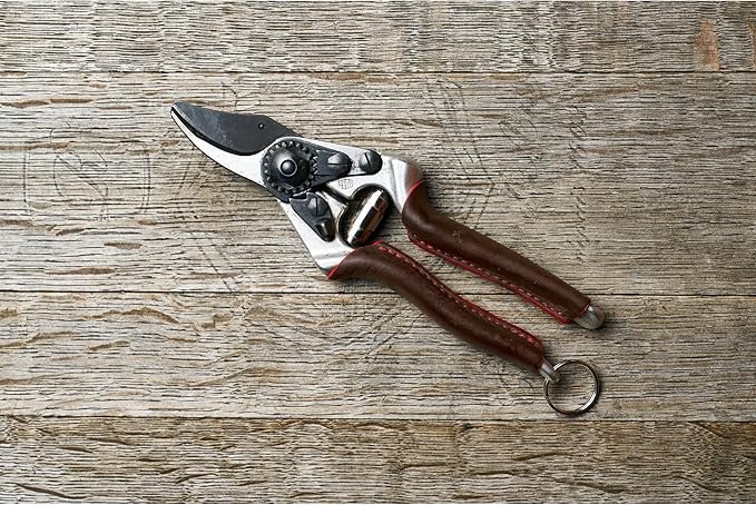 FELCO 8 ELITE Pruning Shears – 8.3" Swiss-Made Garden Clippers with Leather-Wrapped Handle for Large Right Hand | Hand Pruners for Gardening | Garden Tool Cutter with Bypass Blade, Carbon Steel
